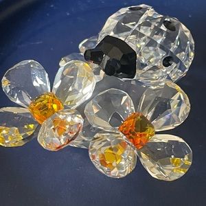 Ladybug on flowers Mib complete